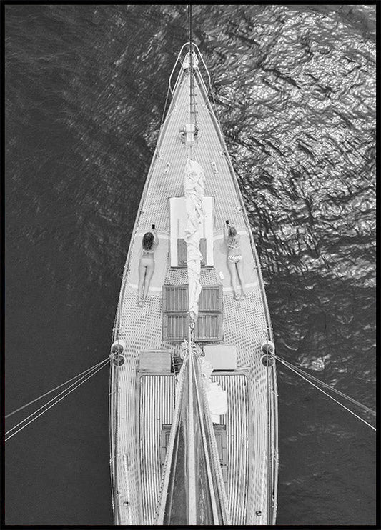 Women Sunbathing on Boat Plakat - Posterbox.no